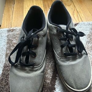 Gray Size 12 Heely’s (Rolling shoe)
